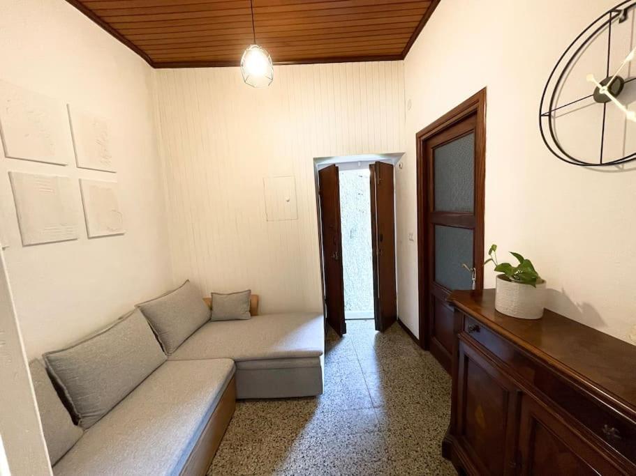 Historic Downtown Home By The Sea With King Bed Monterosso al Mare Extérieur photo